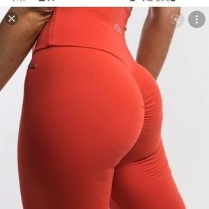 ECHT Scrunch leggings